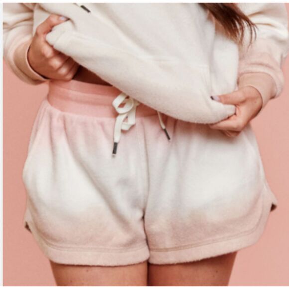 NWT* Feat x Madison Prewett Collab Blanketblend Shorts - Women's Large - Picture 2 of 8